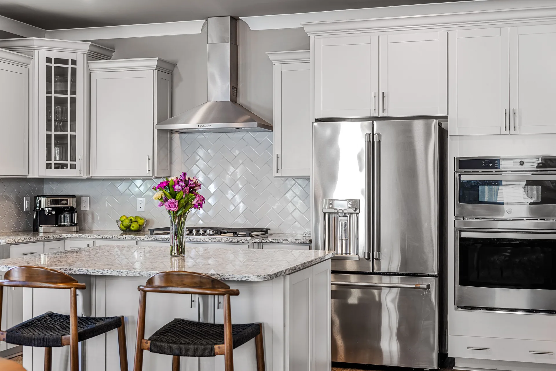 Alex Appliance Repair service for a refrigerator near Indianapolis, Indiana