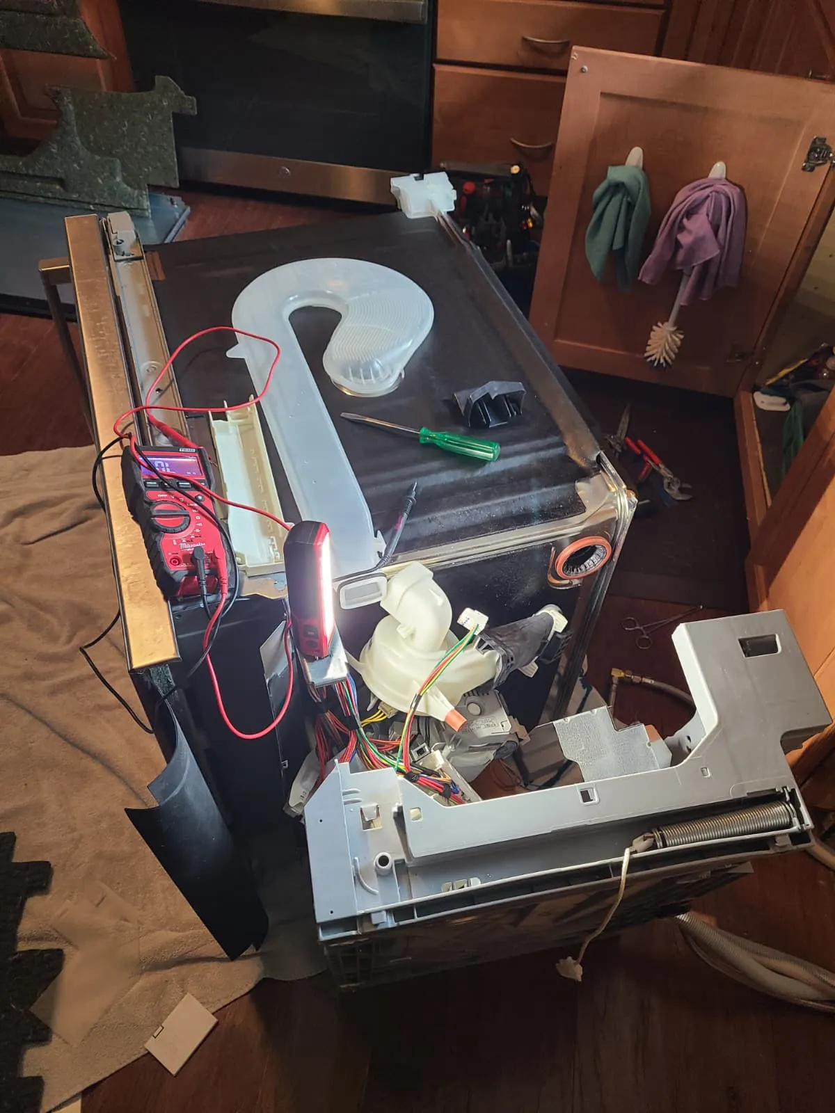 Bosch dishwasher opened for circulation pump replacement